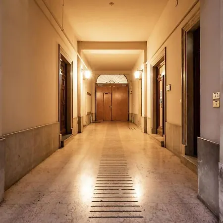 Arena-center Luxury *