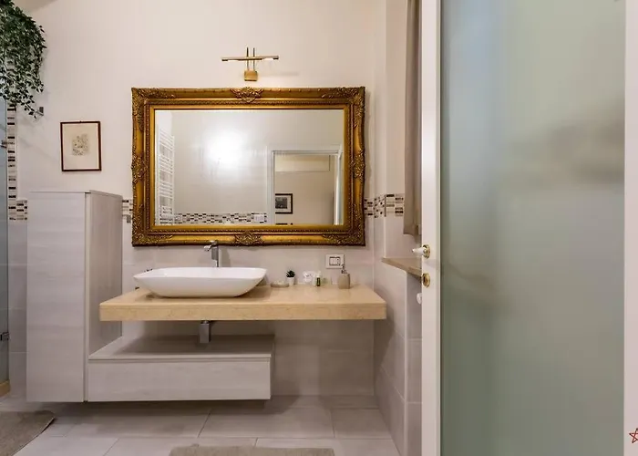 Arena-center Luxury *