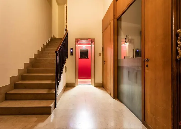 Arena-center Luxury *